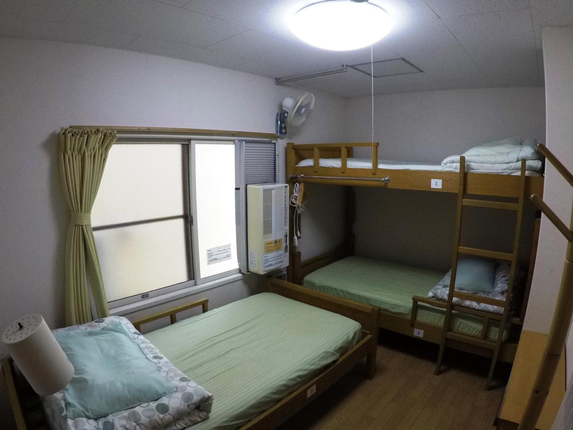 Backpackers Hostel Ino'S Place Sapporo Bagian luar foto